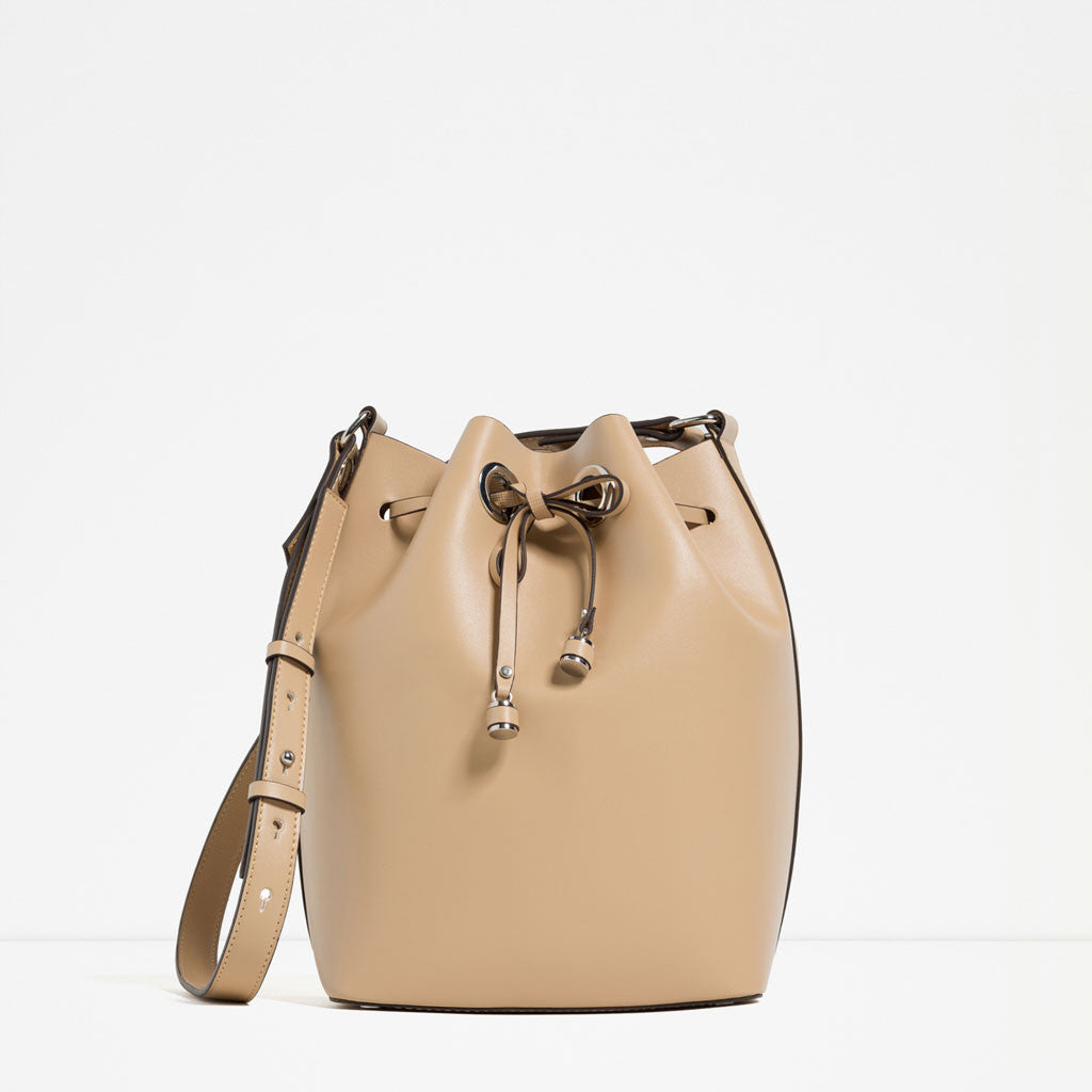 BUCKET BAG